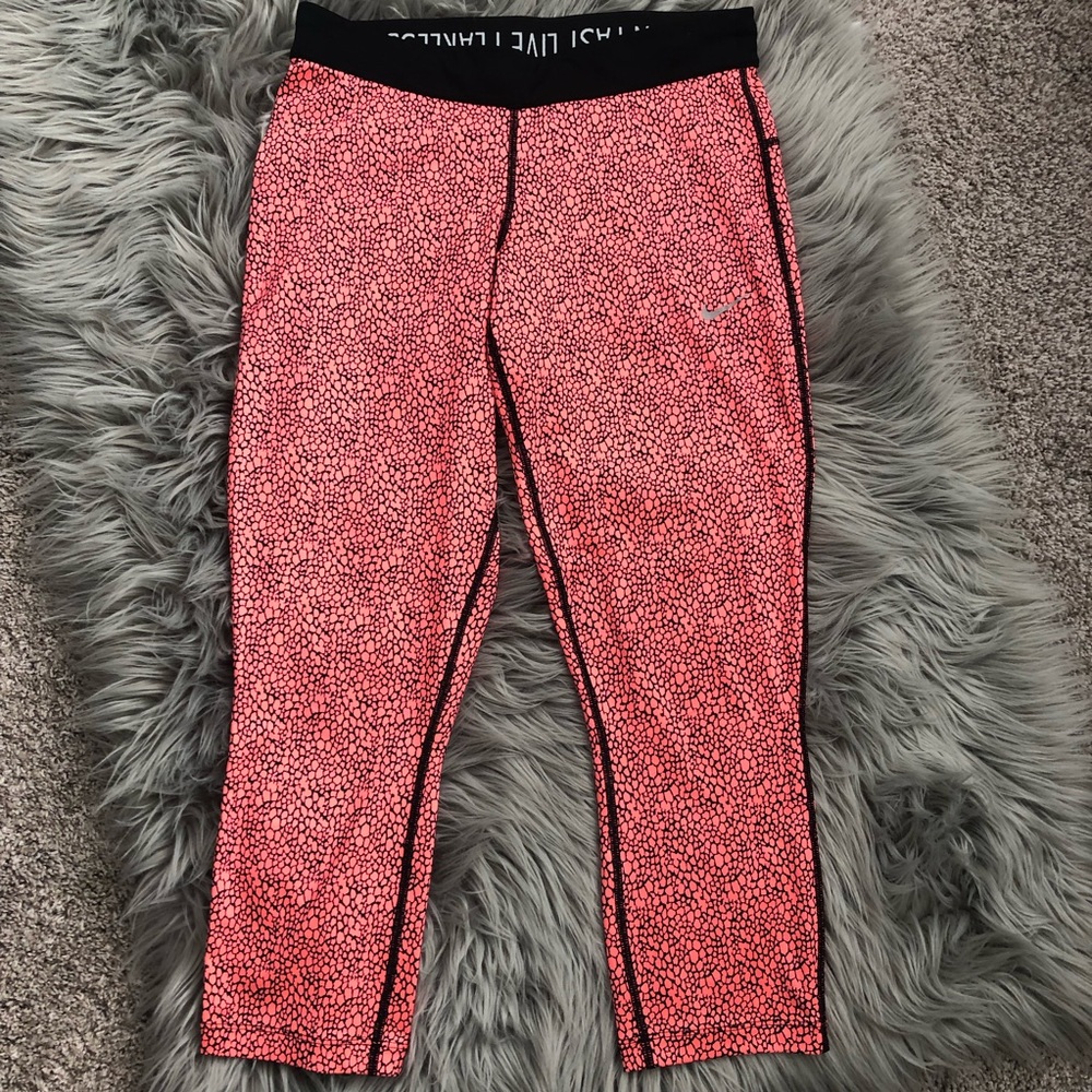 Nike Dri-Fit Relay Printed Cropped Running Capri